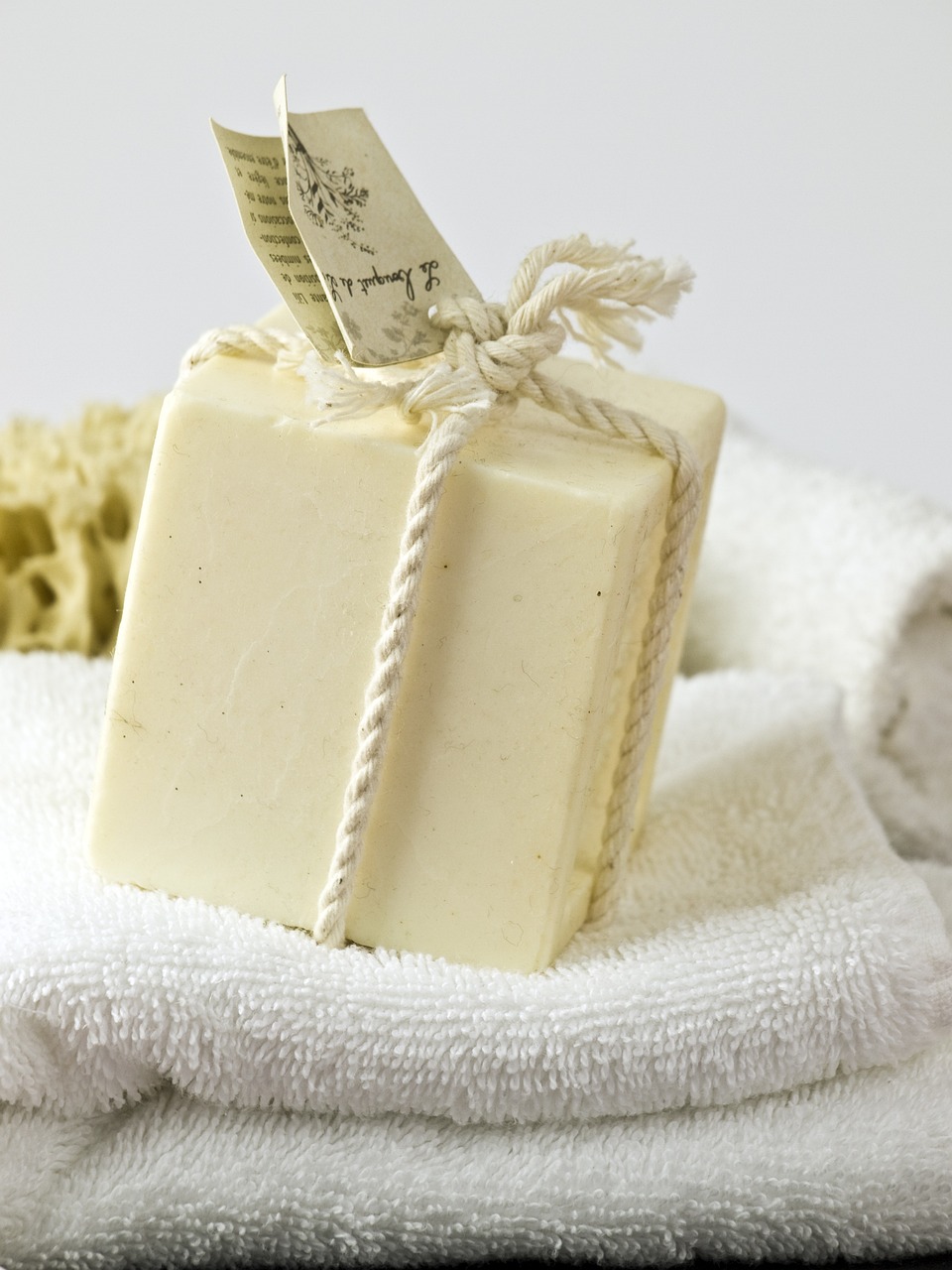 soap, natural cosmetics, to wash-1617469.jpg
