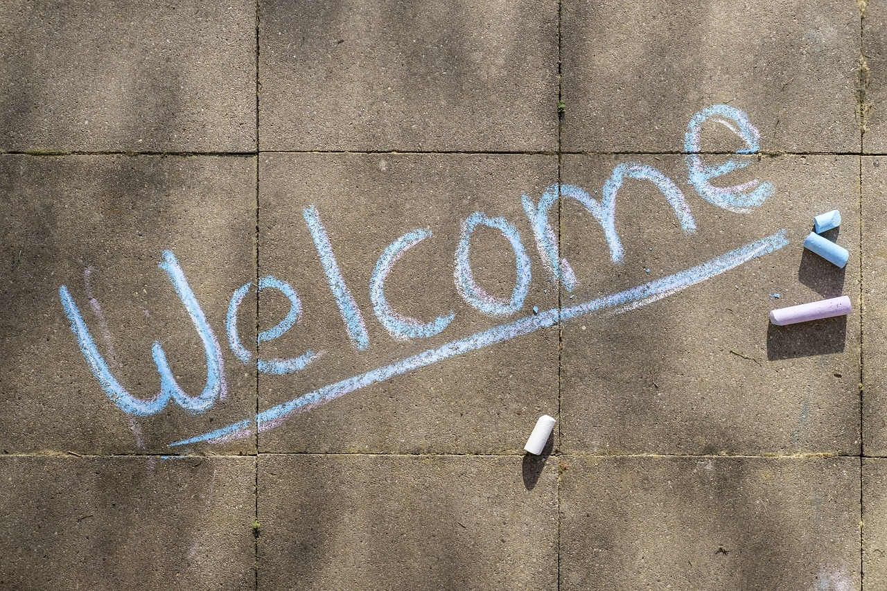 welcome, chalk, flashlights-3363654.jpg